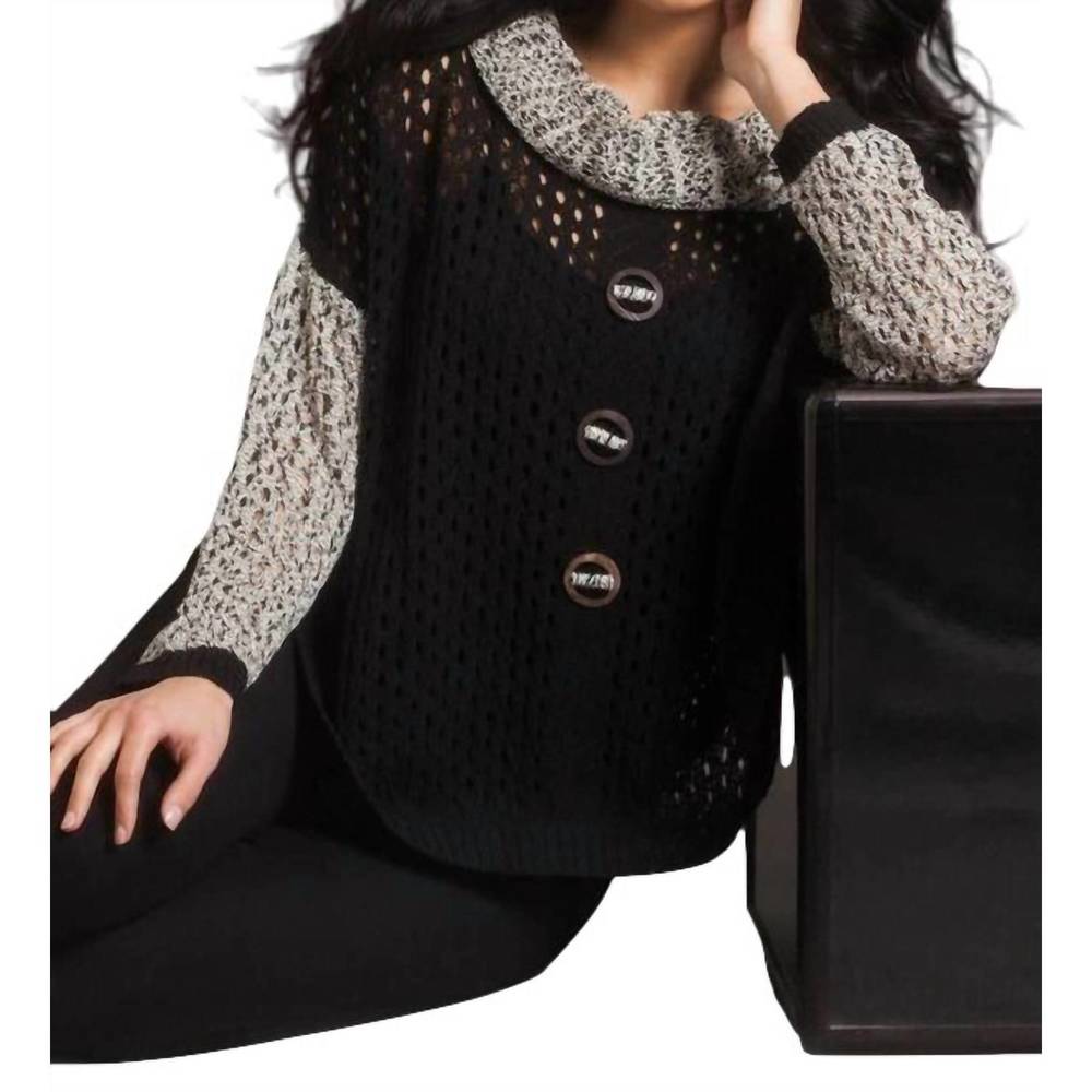 NEW FRENCH KYSS crochet poncho in blackfrost